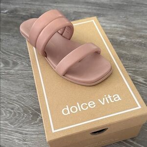 Dolce Vita Women's Blush Sandals